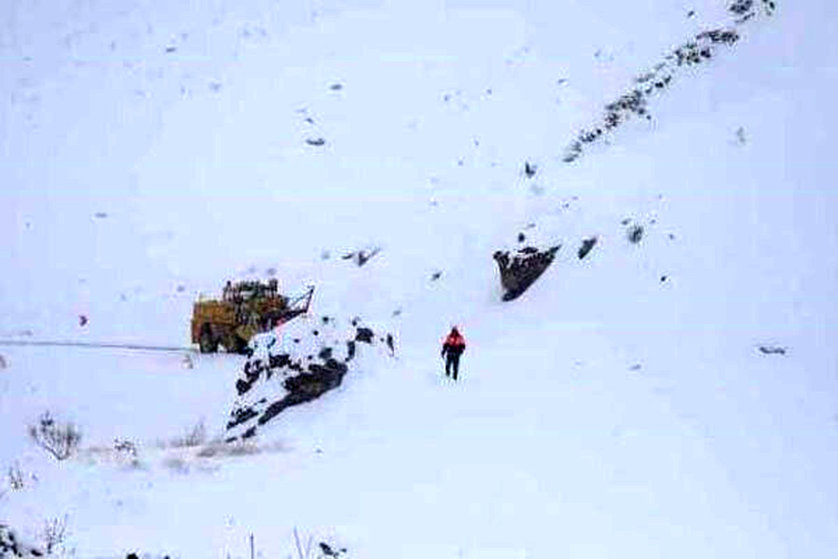مرد الیگودرزی یخ زد!