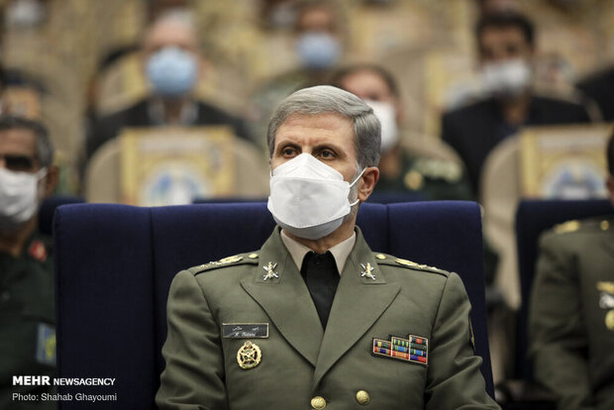 وزیر دفاع: ایران در جنگ تحمیلی به بزرگترین قربانی مین تبدیل شد