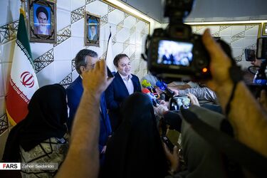 آزادی گروگان ایران