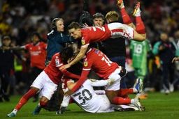 جنون هواداران قهرمان اروپا برای پایان انتظار 23 ساله