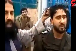 فیلم شکنجه طالبان به خاطر مدل موی مرد جوان ! / توبه طالبان توبه گرگ است !