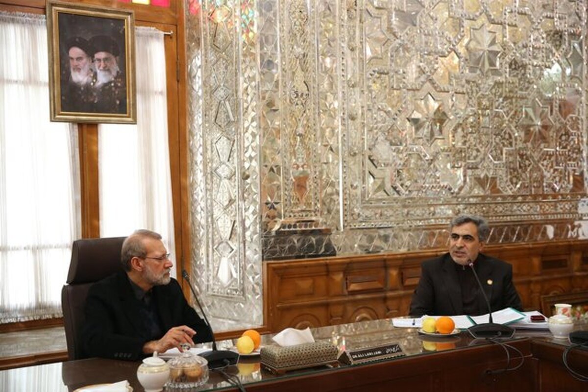 لاریجانی: معوقات پرستاران پرداخت شود/