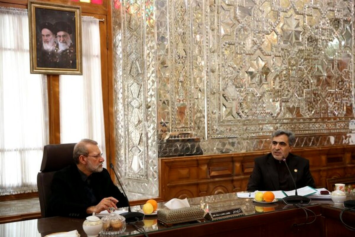لاریجانی: معوقات پرستاران پرداخت شود/