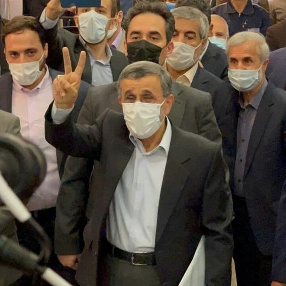احمدی نژاد: رد صلاحیت شوم، رای نمی‌دهم