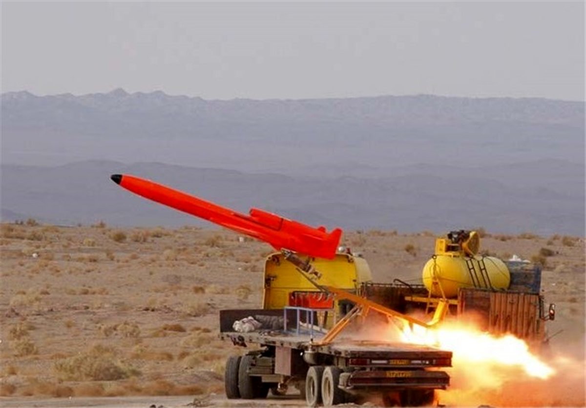 اخبار رزمایش| "یاسینِ 60 کیلومتری" با اف 7 ارتش عملیاتی شد + 'گزارش تصویری از جنگنده بمب افکن های ارتش