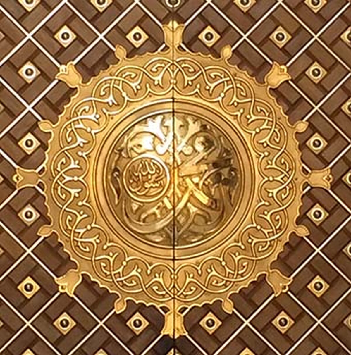 عکس پروفایل مذهبی؛ درب اصلی حرم حضرت محمد(ص)