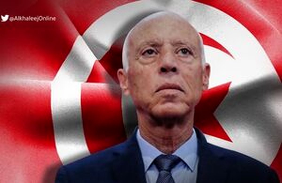 رئیسجمهور تونس سوار بر یک خوروی ایرانی +عکس