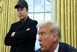 حمله شدید ایلان ماسک به ترامپ بر سر جنگنده F-۴۷