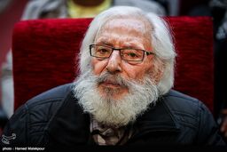 جمشید مشایخی در بخش مراقبت های ویژه بیمارستان بستری است