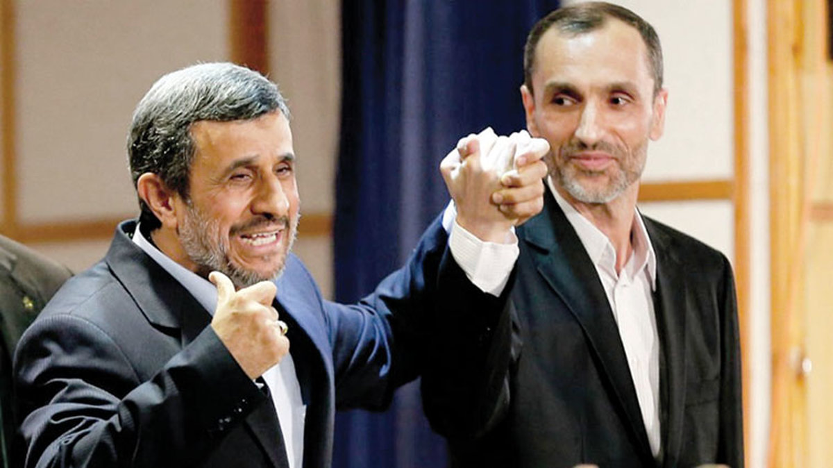 خبرهای ضد و نقیض در مورد سرنوشت احمدی نژاد/بهمن شریف زاده:احمدی ‌نژاد محصور نیست/مشکلی برای نرفتن احمدی‌نژاد به جلسات مجمع وجود‌ندارد/خبر محدودیت برای احمدی نژاد کذب است/موضع رییس جمهور سابق نسبت به اتفاقات اخیر سکوت است/جلسات در دفتر ولنجک برقرار است/آقا