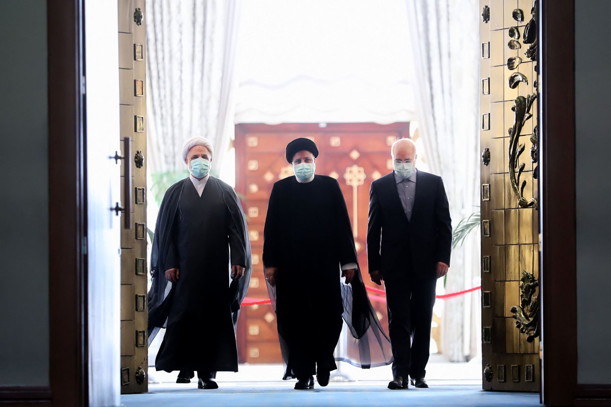 اژه ای: دشمن میخواهد میان رؤسای قوا، اتحاد وجود نداشته باشد؛ کور خواندهاند