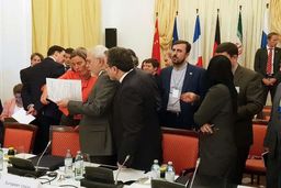 «تکرار تعهدات» به جای «ارائه  تضمین‌ها» 
