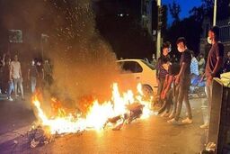کیهان: نیروهای ضد شورش اگر می‌خواستند به اغتشاشگران پاسخی درخور دهند برای آنها بسیار راحت بود اما...