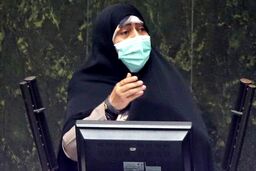انتقاد بانوی نماینده از نبود زنان در لیست وزرای پیشنهادی