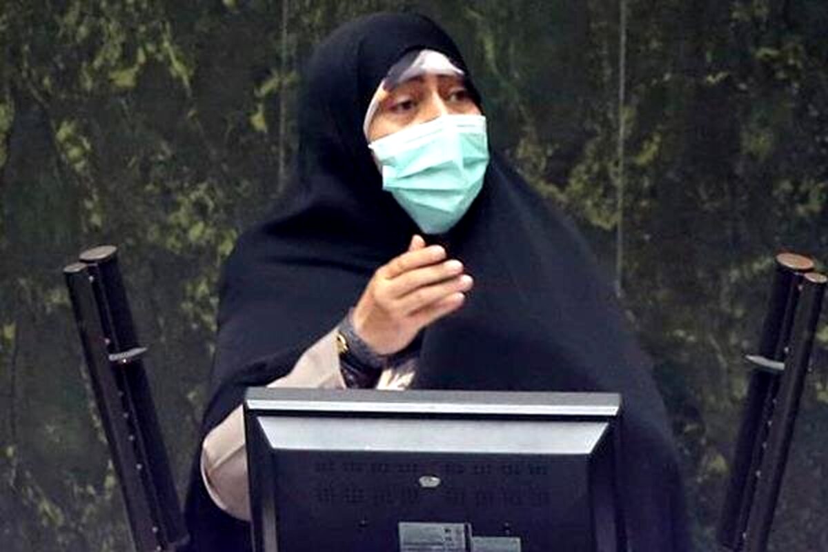 انتقاد بانوی نماینده از نبود زنان در لیست وزرای پیشنهادی