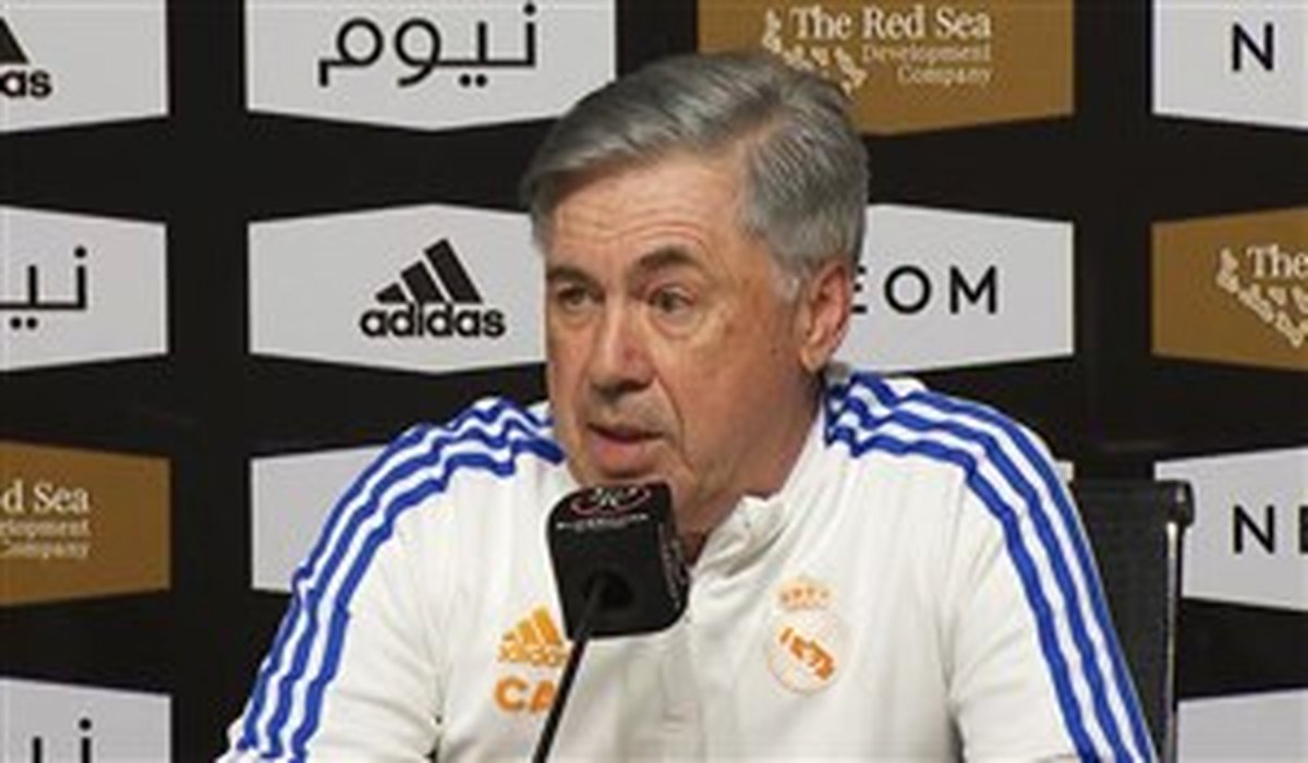 آنچلوتی: نمیدانم بیل برای چه میخندید؟