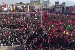 فوت تعدادی از تشییع کنندگان پیکر سردار سلیمانی بر اثر ازدحام جمعیت در کرمان