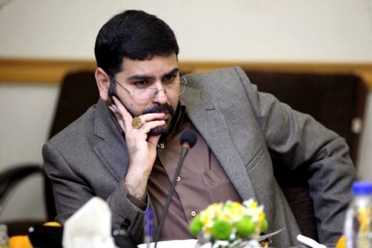 انتقاد مشاور عراقچی به ادعای مجری نزدیک به سعید جلیلی