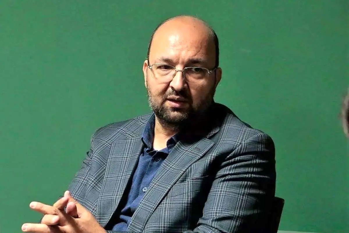 ائمه جمعه لطفا کشتی را سوراخ نکنید