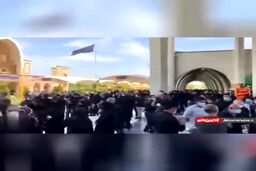 فیلم| شلوغی وحشتناک مقابل غسالخانه بهشت زهرای تهران
