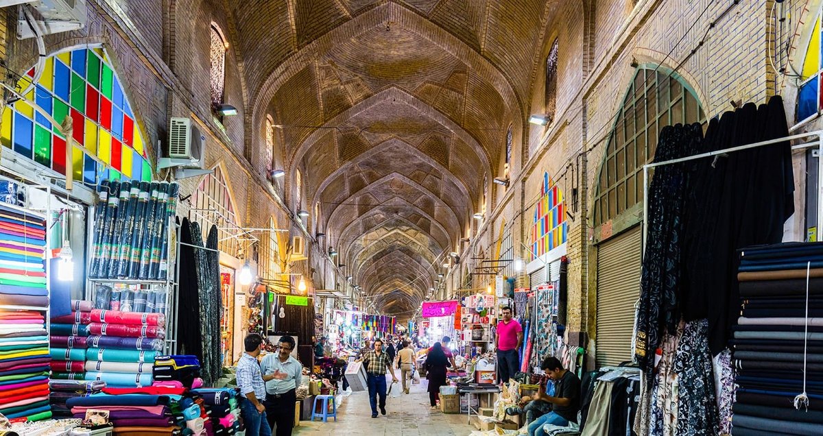 شبهای شیراز کجا بریم؟ راهنمای شبگردی در شیراز