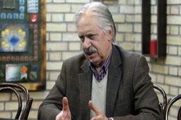 بیگدلی: دسته گل مذاکره به گردن دولت روحانی انداخته نمی‌شود