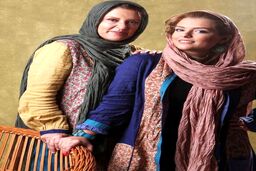 دنیا مدنی و مادرش در یک قاب + عکس