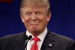 ترامپ: ممکن است کارمان با اتحادیه اروپا به جاهای باریک بکشد/ من محبوب و نابغه‌ام