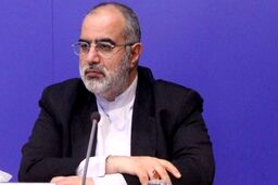 واکنش آشنا به حاشیه در وزارت بهداشت: در دعوای هیچ معاون و وزیری حلوا خیرات نمی‌کنند