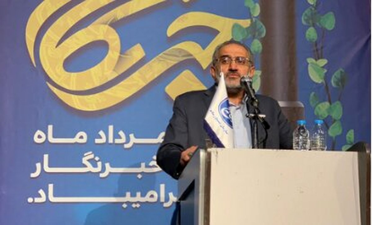 رسانهها پیگیر مصوبات سفرهای استانی باشند/دولت از انتقاد و پیشنهاد منصفانه استقبال میکند
