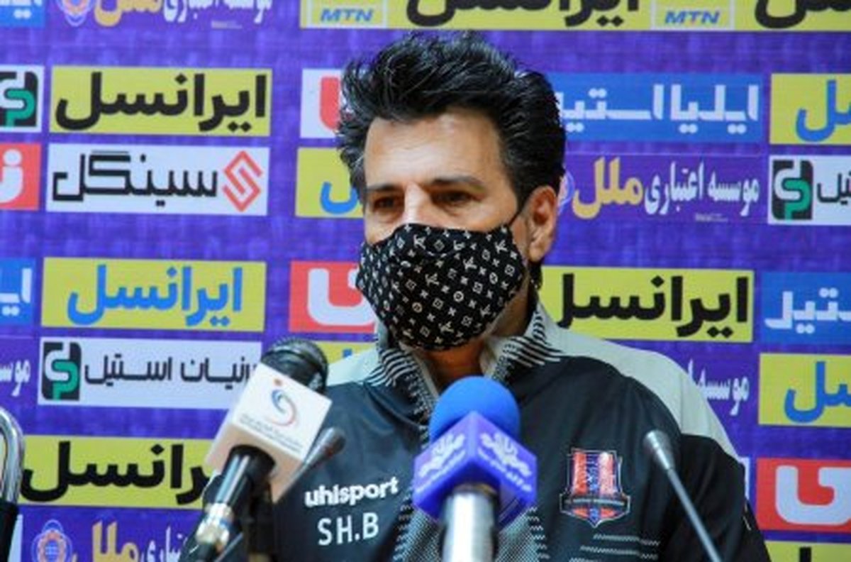 بیانی: فوتبال برای جوانها است و به آنها میدان میدهیم