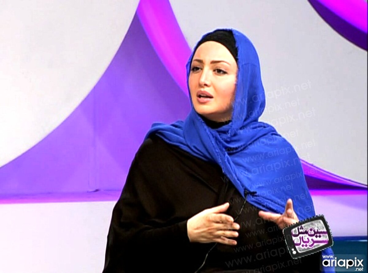 خوانندگی و حرکات عجیب شیلا خداداد+ فیلم