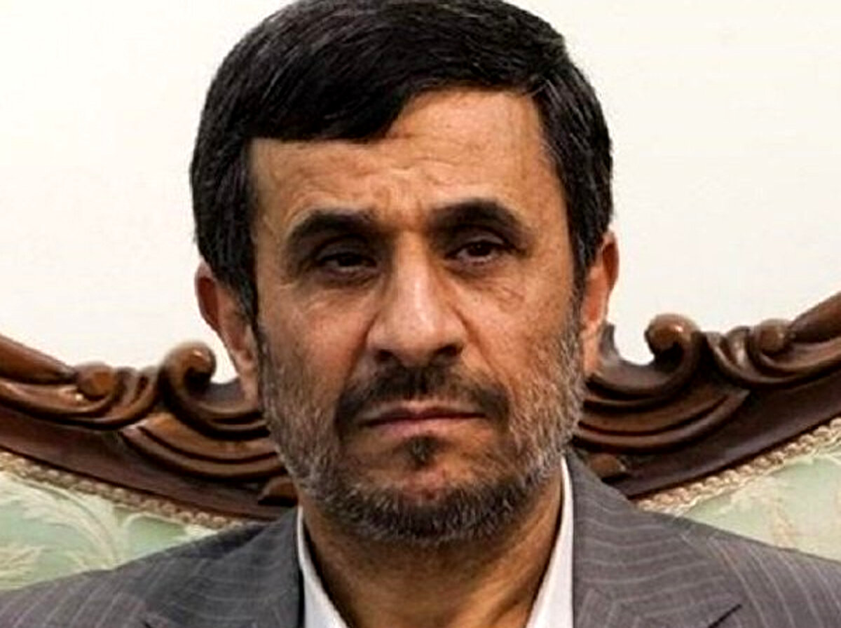 لس آنجلس تایمز:تبریک احمدی نژاد برای تولد مایکل جکسون تعجب آور نبود