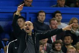 گواردیولا پیروزی من‌سیتی مقابل ناپولی را به افرادی خاص تقدیم کرد