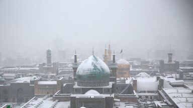 حرم امام رضا (ع) زیر برف