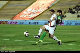 مسابقه در  استادیوم نقش‌جهان 100 میلیون؛ ذوب آهنی  ها به قم می‌آیند