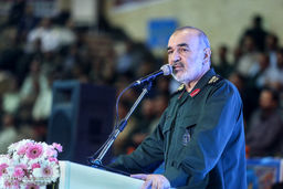 محرومیت زدایی از جامعه جزو برنامه های سپاه پاسداران است