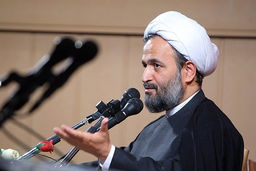 دشمنان در کمینند تا مردم کشور را تحویل آمریکا بدهند