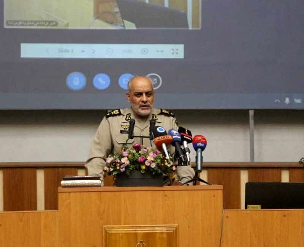 فرمانده دافوس: لباس رزم بر تن داریم اما اعتقاد ما صلح است