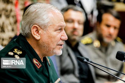 غلطی از دشمنان سر بزند ۴۸ ساعته همه منافعشان را با خاک یکسان می‌کنیم
