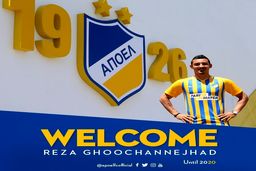  رضا قوچان‌نژاد با پیراهن تیم جدیدش در قبرس