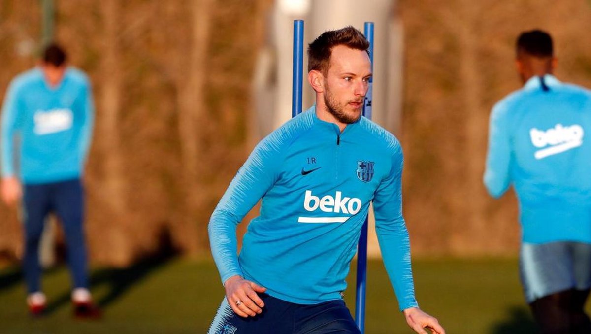 هافبک بارسلونا دوباره در لیست خرید یونایتد