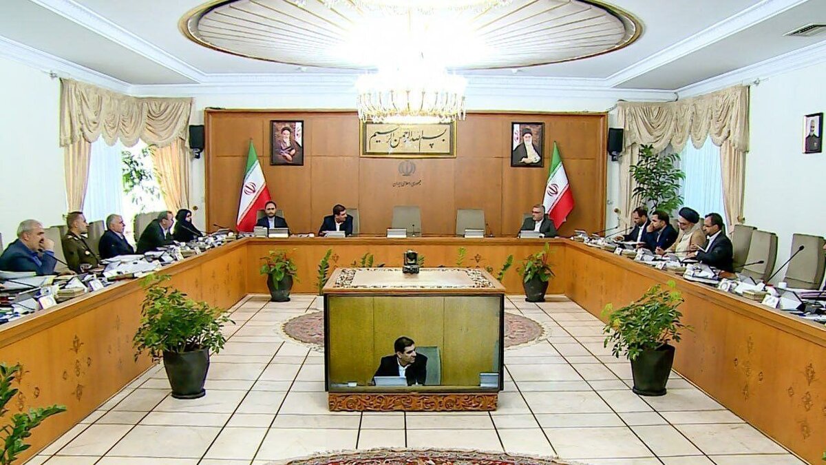 انتقاد 3 وزیر از اظهارات برخی کاندیداهای انتخاباتی | نرخ رشد تولید برق در دولت‌های پس از جنگ