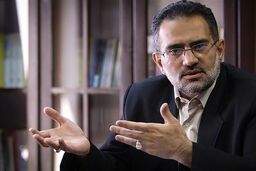 انتقاد معاون پارلمانی رئیس جمهور برای تحریف تاریخ به نفع رضا خان