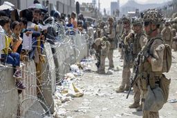 ارتش انگلیس: 7 افغانستانی در هرج‌ و مرج فرودگاه کابل کشته شدند