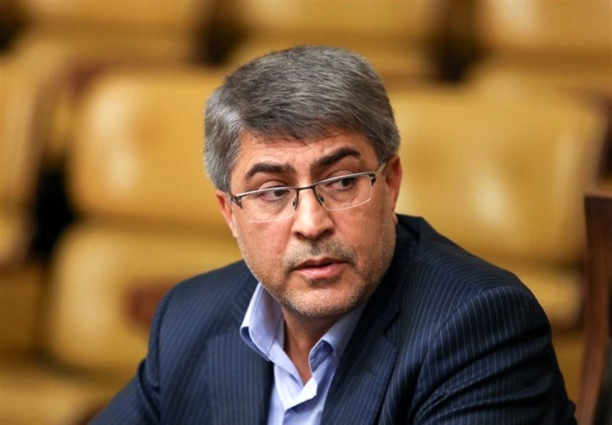 فعال اصلاح‌طلب: اقدام رهبر انقلاب، یک پولتیک تاریخی است