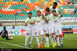 اصفهان| رحمتی مغلوب ولسیانی شد؛ ذوب‌آهن 90 دقیقه تا صعود