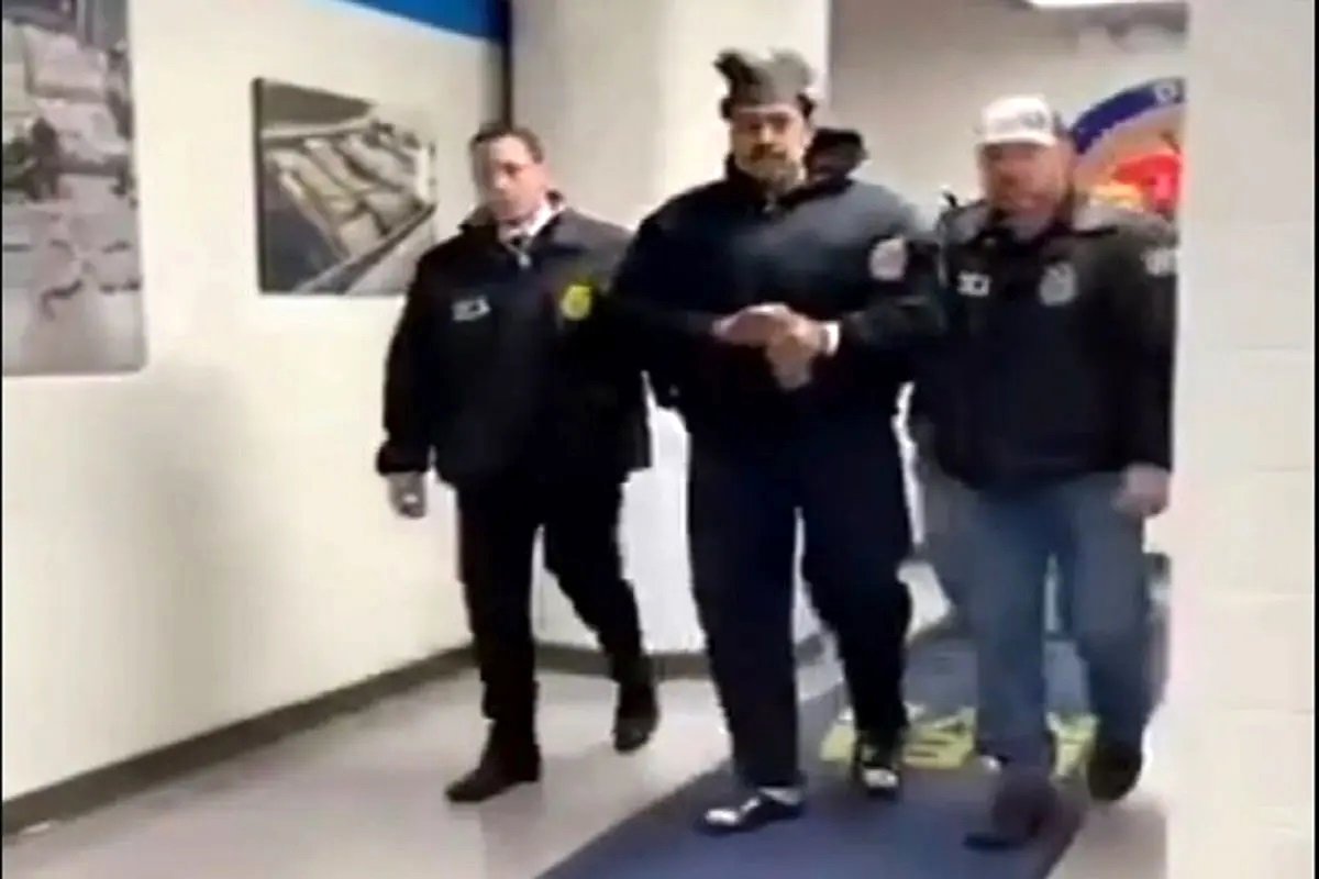 لحظه ورود امنیتی مادورو و همسرش به ستاد مواد مخدر آمریکا