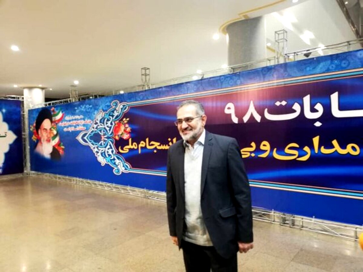 حسینی: مجلس فعلی بی خاصیت است