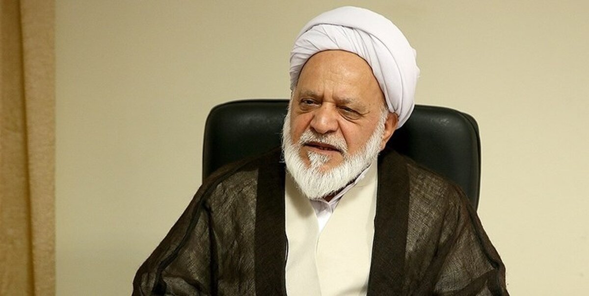 تعجب عضو مجمع تشخیص از رد صلاحیت لاریجانی